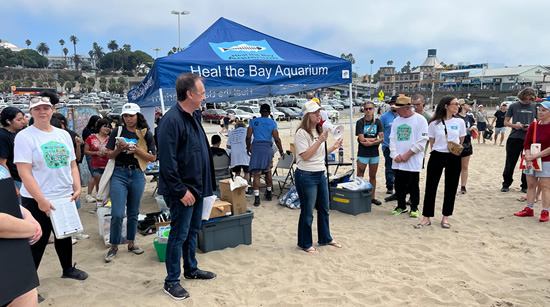 Asm. Zbur with Heal the Bay's CEO, Tracy Quinn, and volunteers on beach