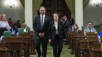 Asm. Zbur escorting Jenny Pizer on the Assembly Floor